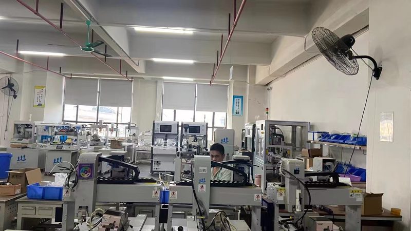 重庆上下料机器人选型：关键指标与适用场景解析
